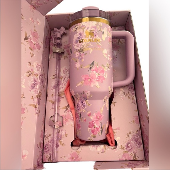 Stanley x Loveshack Fancy New - Picture 2 of 14